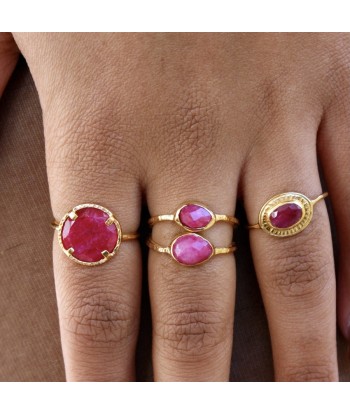 Bague double dorée martelée et rubis Les magasins à Paris