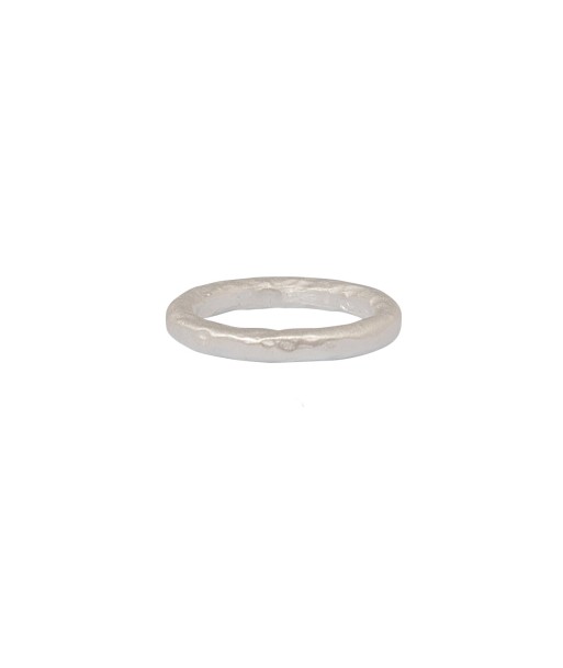 Bague anneau simple brossé martelée en argent 925 une grave pollution 