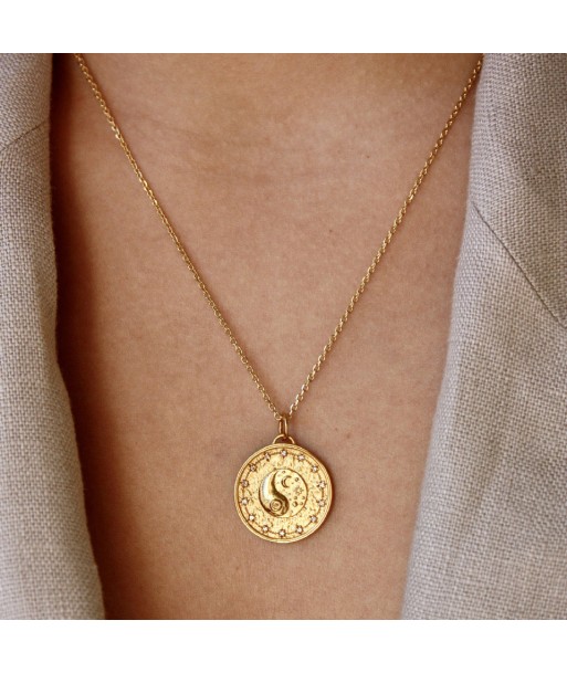 Collier doré médaille yin & yang zircons votre