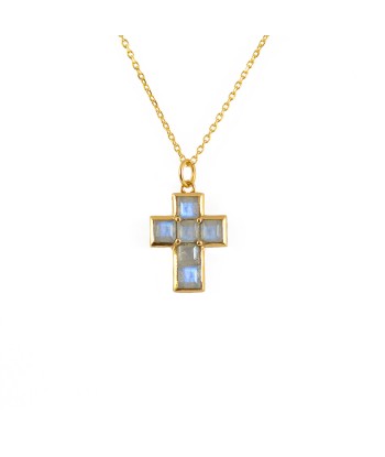 Collier doré pendentif croix pierres carrées Découvrez la collection