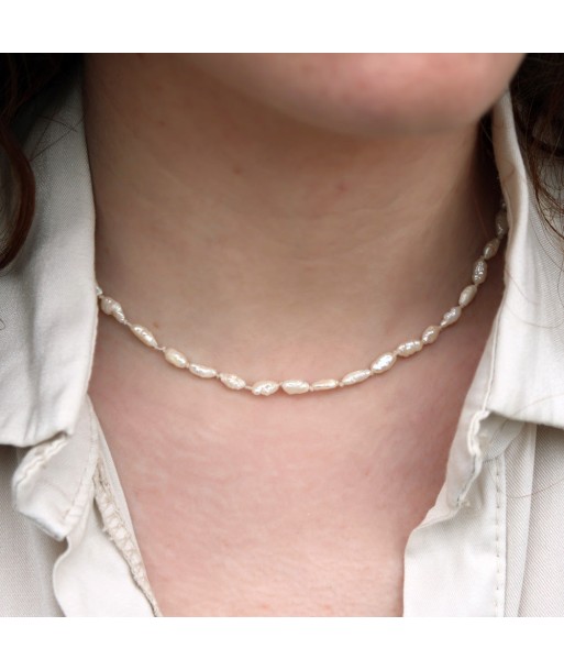 Collier perles fil et noeuds Les êtres humains sont 