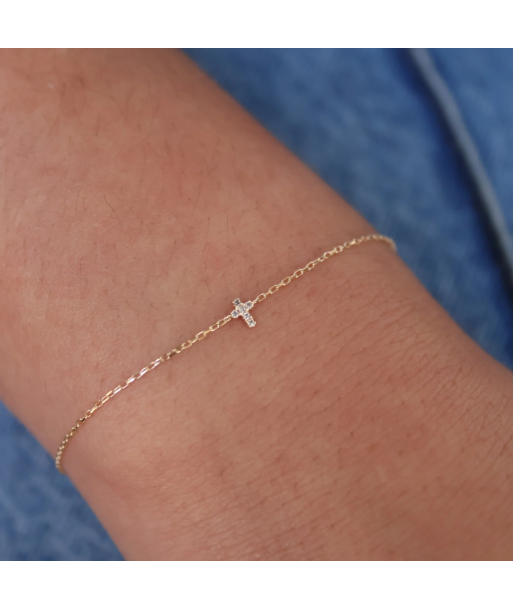 Bracelet or et croix diamants chez Cornerstreet bien 